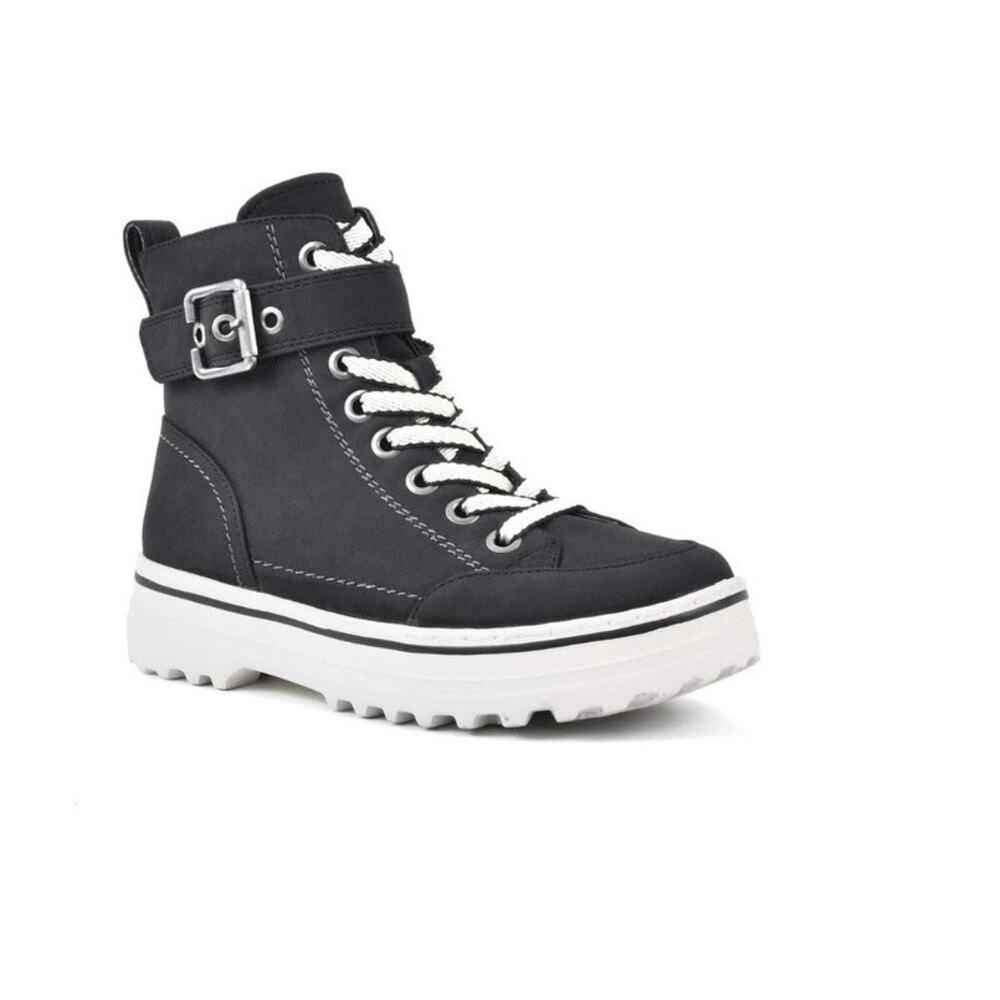 NWT Cliffs by White Mountain Gordon Black Bootie Boots Black/Khaki Shoe Size: 8